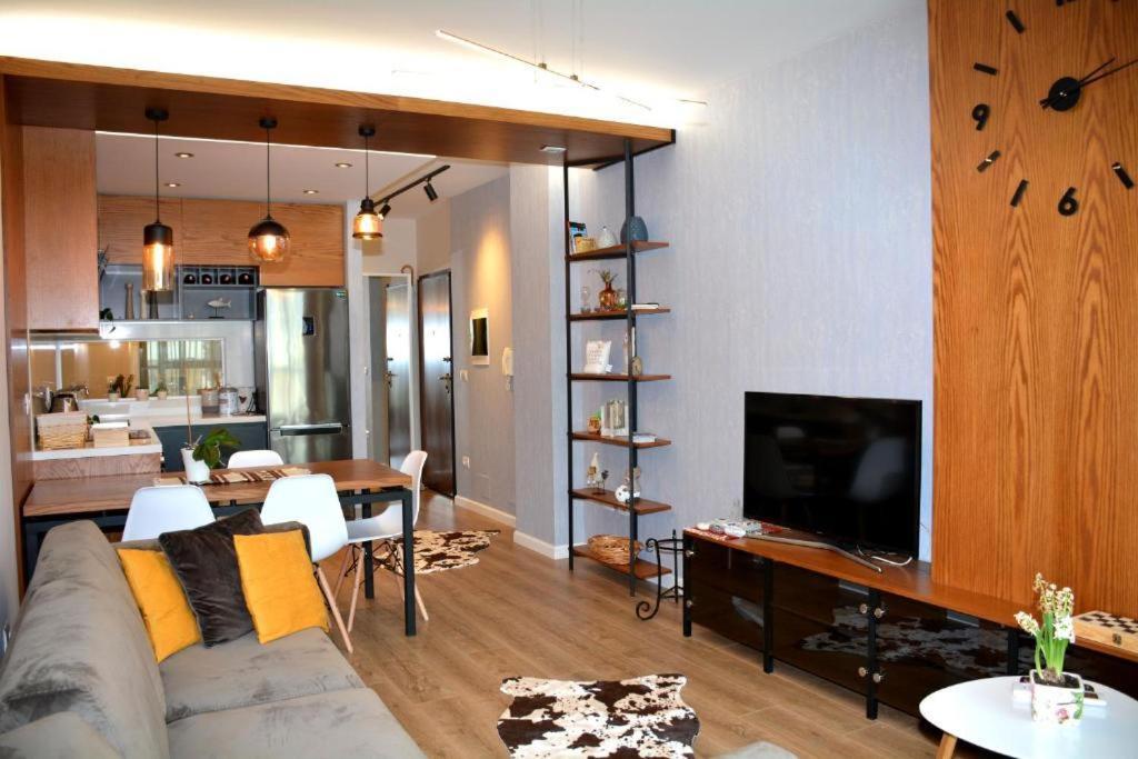 Central Comfy Apartment Tirana Extérieur photo