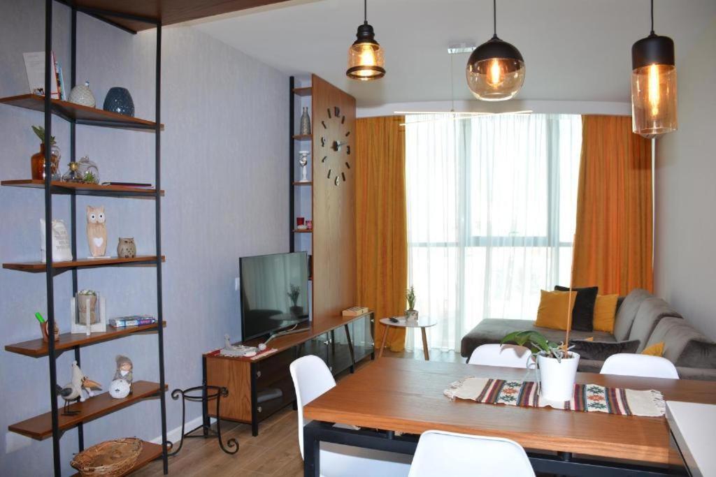 Central Comfy Apartment Tirana Extérieur photo
